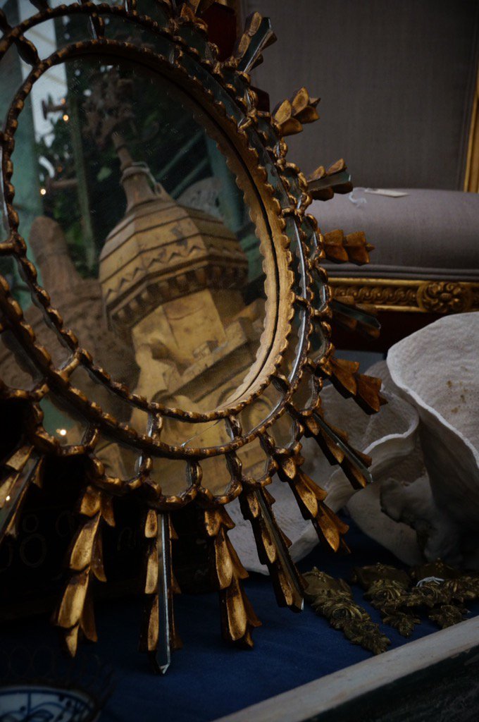 TaraFranklinArt's tweet image. Come and say hi next Saturday 28th November at Cowdray House at the Country Brocante Winter Fair @lovelanevintage