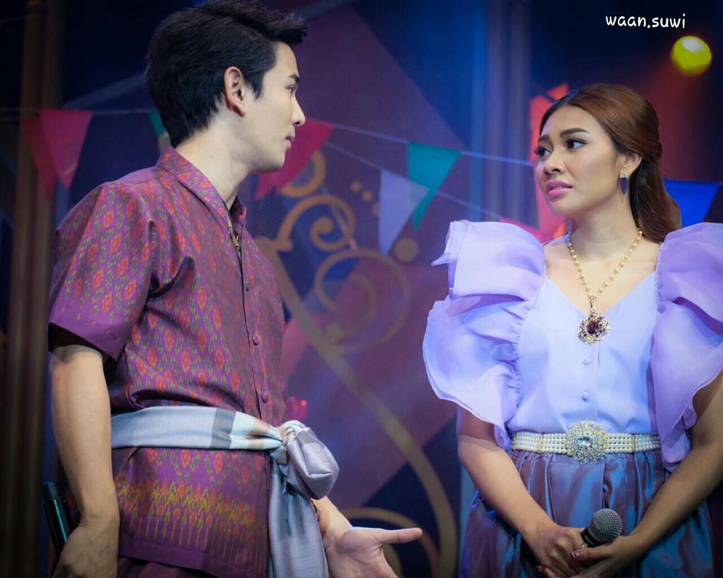 waan_suwi's tweet photo. ให้กำลังใจพี่สาวอยู่ตลอด..✌👍 #กันแก้ม #4โพดํา https://t.co/5tsA39cNS4