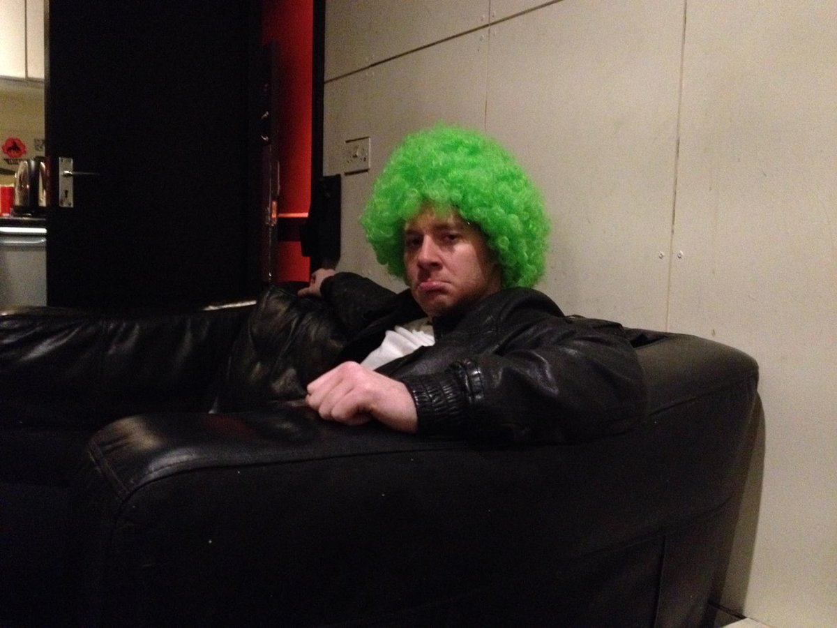 TheCapturEffect's tweet photo. Mr chuckles is having a great time! Coventry was awesome, TCE are back! https://t.co/LuYtaPqcDz