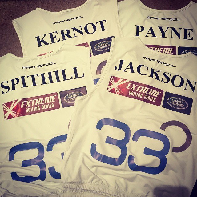 33southracing's tweet photo. Team gear is flowing in! Come see us on the harbour tomorrow! @extremesailing @marinepool https://t.co/VDJZ8xNI9M