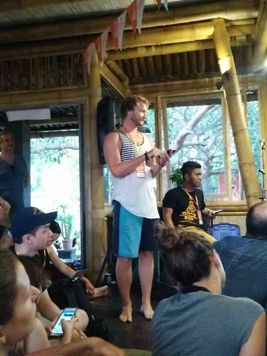 jagatfx's tweet photo. Amazing demo skills #bitcoinforwifi #SUWBali #GSB2015 https://t.co/2EZsET19oU