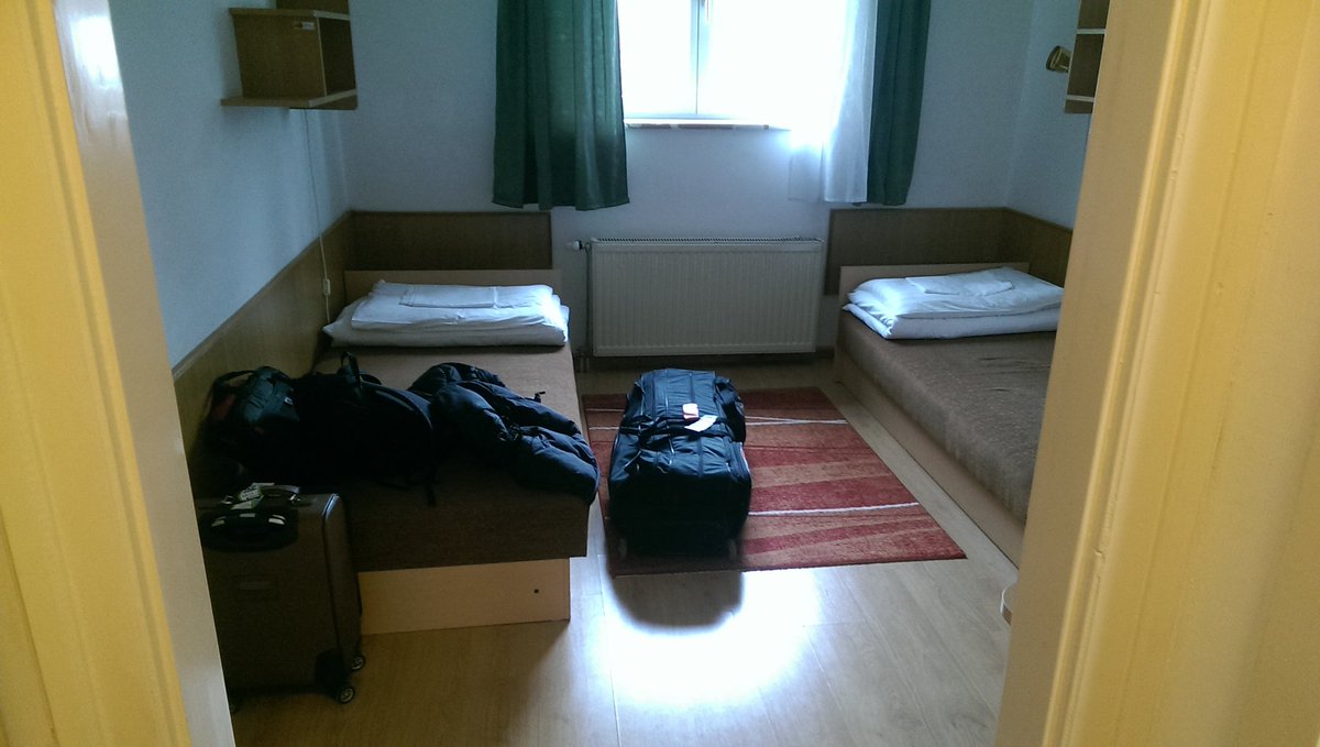 eannabailey's tweet photo. Back to the Olympic Training Centre in Tata, Hungary. #ThisPlaceNeverChanges #BareEssentials https://t.co/ySJzTHWEqZ