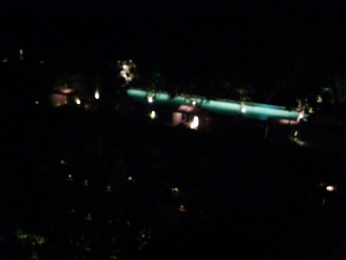 jagatfx's tweet image. #SUWBali #bismaeight gets even better the further back you go #infinitipool