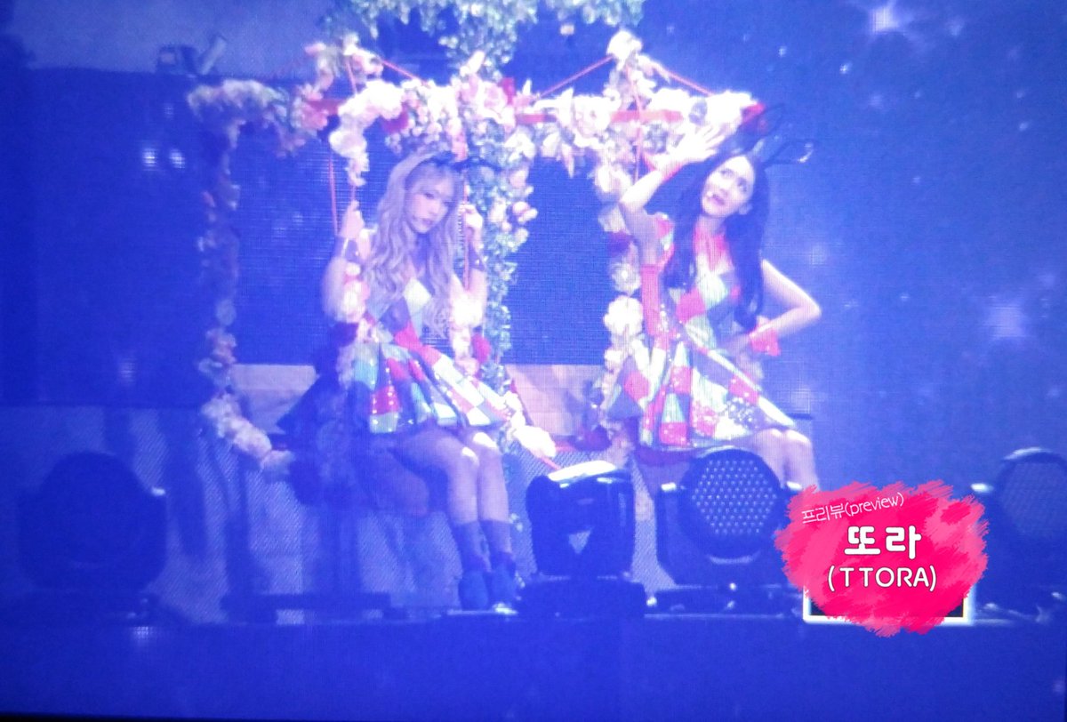 [PIC][21/22-11-2015]Hình ảnh mới nhất từ "GIRLS' GENERATION 4th TOUR – Phantasia – in SEOUL" của SNSD  CUaVRRVUwAEsnC0