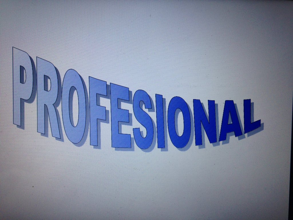 RomainBaudat's tweet photo. Qu'est ce que je serais sans mes 4 années de techno 😍💖 #espagnol #fontwork 😂 https://t.co/WCAYCVMeu5