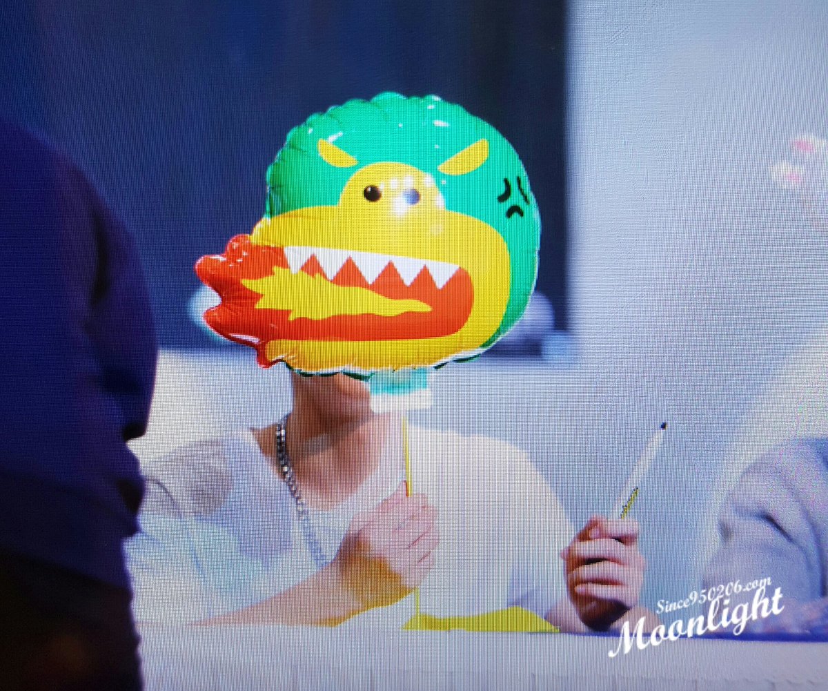 Moonlight950206's tweet photo. 151122. PRE #종업 #jongup @BAP_Jongup 종업이 맞아효 https://t.co/ldBqrf4QE5