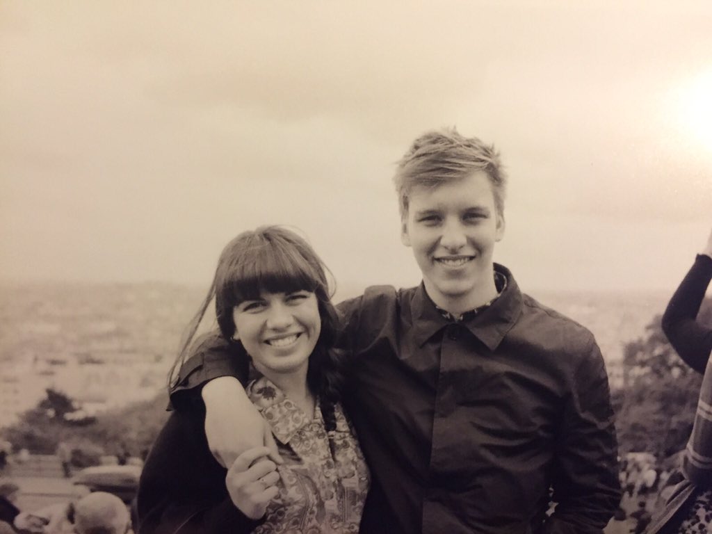 george_ezra's tweet photo. https://t.co/ZkNEyG861K smile! It's Sunday ☺️ https://t.co/FHfjQQBz1X