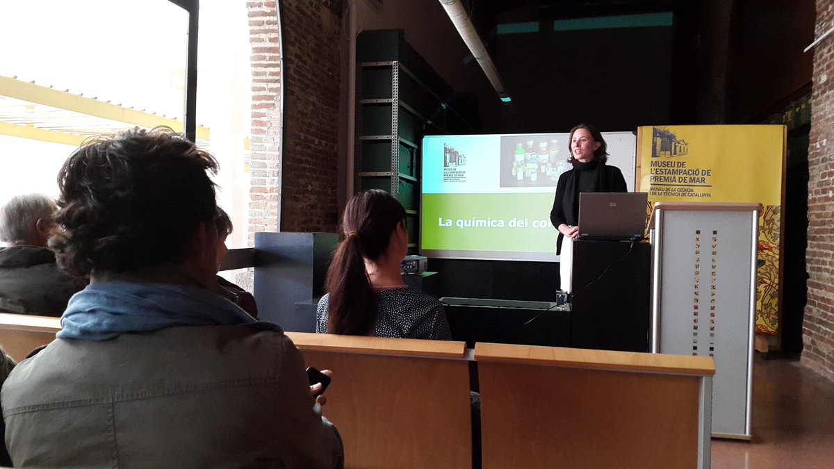 peinadormarta's tweet photo. Al @museuestampacio @premiademar conferència La química del color a Catalunya a càrrec d'Assumpta Dangla #SC15cat https://t.co/3mSrBCnPYk