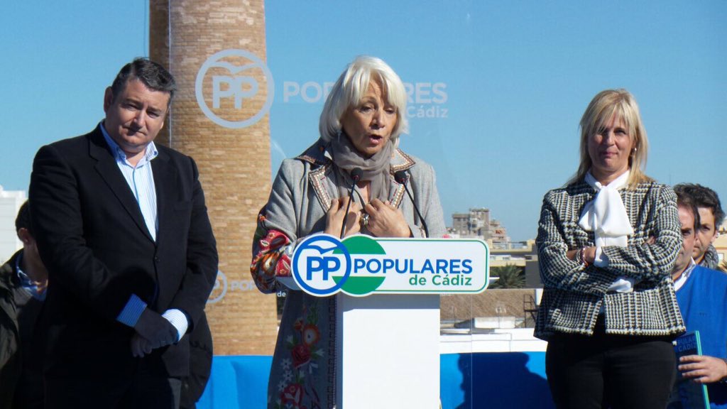 ppcadiz's tweet photo. . @teofila_es "Los diputados y senadores d Cádiz han conseguido 7millones d horas para Astilleros" #AhoraMasQueNunca https://t.co/FpVwgnMOmf