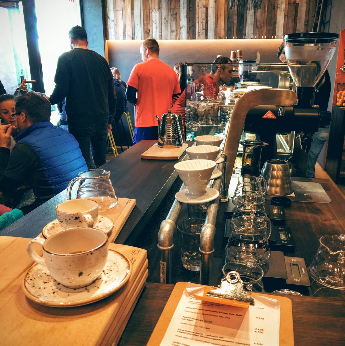 mwsimp's tweet photo. Chilly morning in frankfurt, warming up with amazing coffee at #Aniis thanks for recommending it @winetraining https://t.co/Kf9a0YvfV5