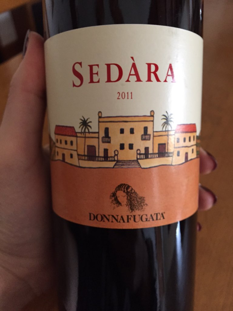 Liz_withadream's tweet photo. @sportywineguy do you know Donnafugata?! https://t.co/BZnCPFsaS7