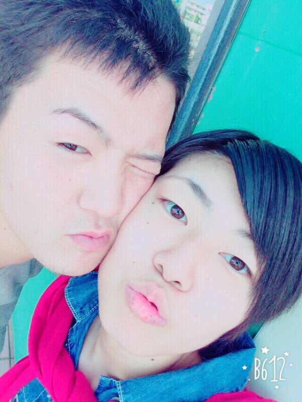 ゆーかと600日やー♥️
合格した次の日やけ、嬉しいこと二つ重なって、なーんか幸せやわー（＾ν＾）
これからも、よろしくなー😊