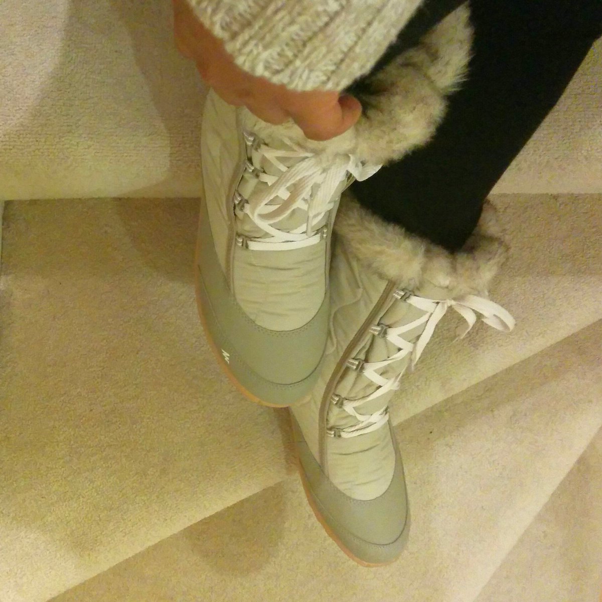 MsXpat's tweet photo. New boots: sexy comfy cosy waterproof boots hubby bought from @DecathlonUK #novadry #lbloggers https://t.co/OBZc148eF0