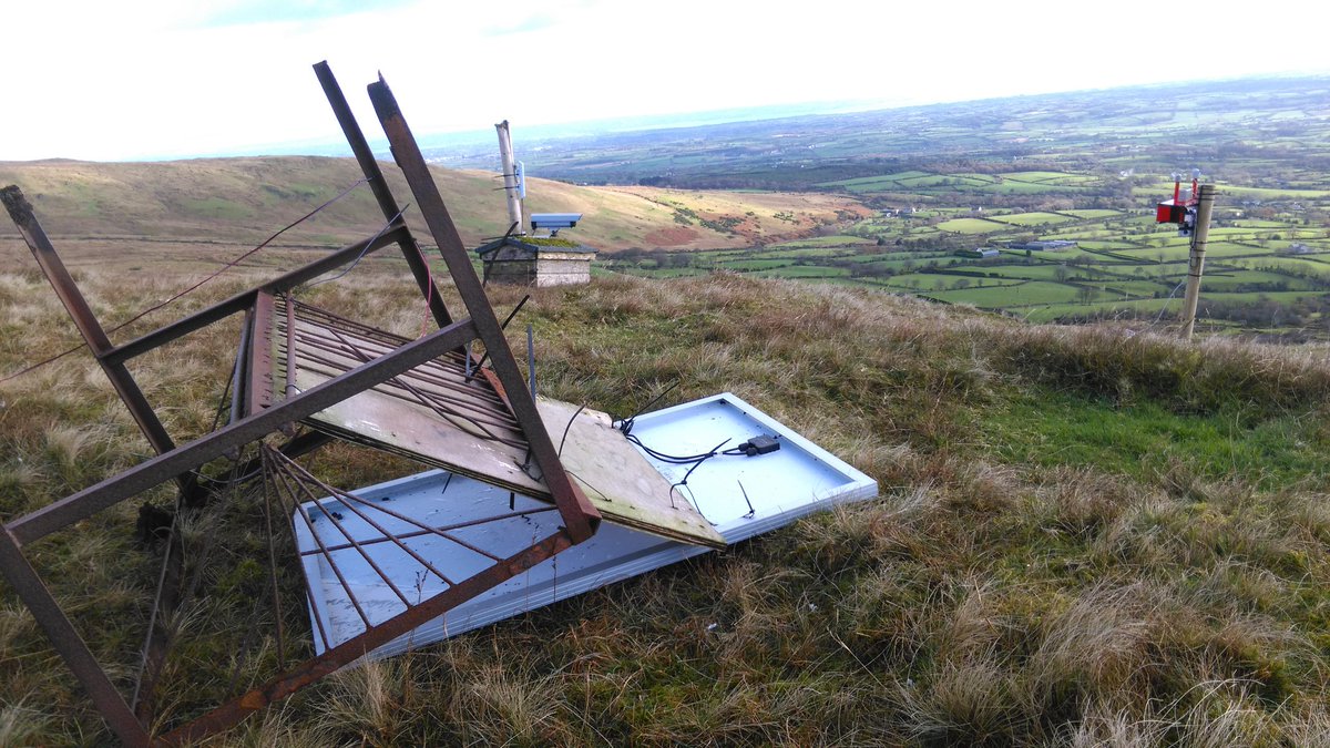 gonetside's tweet image. Inverted solar panel has caused some #PiView weather station problems.
@Raspberry_Pi @dave_spice