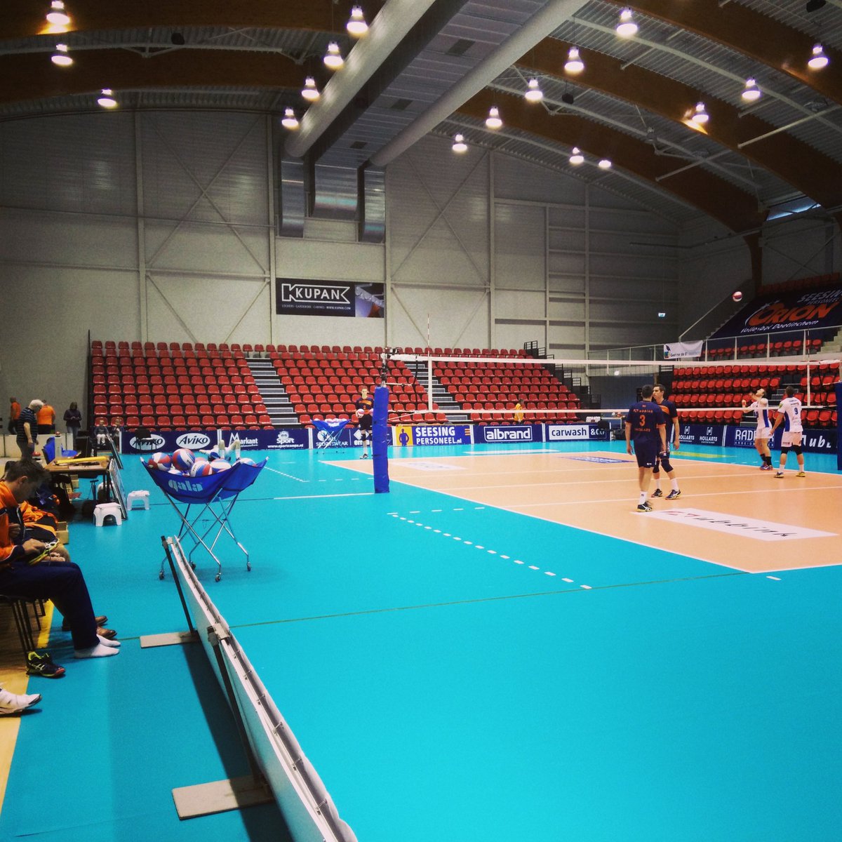 Vanaf 3 uur (gedeeltelijk) live bij de NOS: Orion - Lycurgus #eredivisie #volleybal #nos #joinorion
