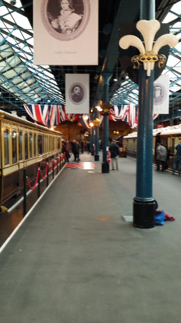 PeekMo's tweet image. Here we are ! The hacktrain final step : pitching our work in such a nice place ! #hacktrain #GWRHackTrain