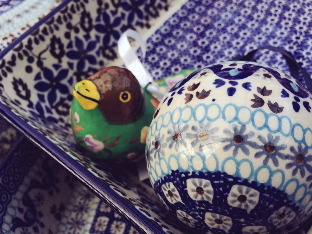 altrinchammkt's tweet image. Some of the most beautiful hand made &amp;amp; painted pottery we have seen from @FilipskiKirkus today @altrinchammkt 10-4