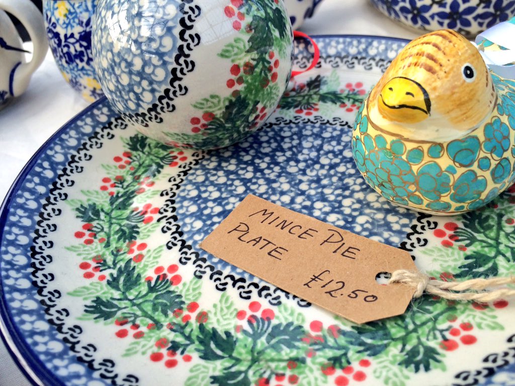 altrinchammkt's tweet image. Some of the most beautiful hand made &amp;amp; painted pottery we have seen from @FilipskiKirkus today @altrinchammkt 10-4