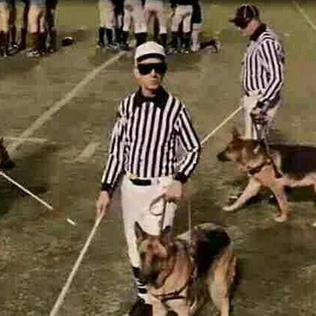 HOFNASH4LIFE's tweet photo. @26DrDeath @Big_ron24 @66thmob @gorillarilla 
OMG these refs are killing me... https://t.co/4yevZXHoq0