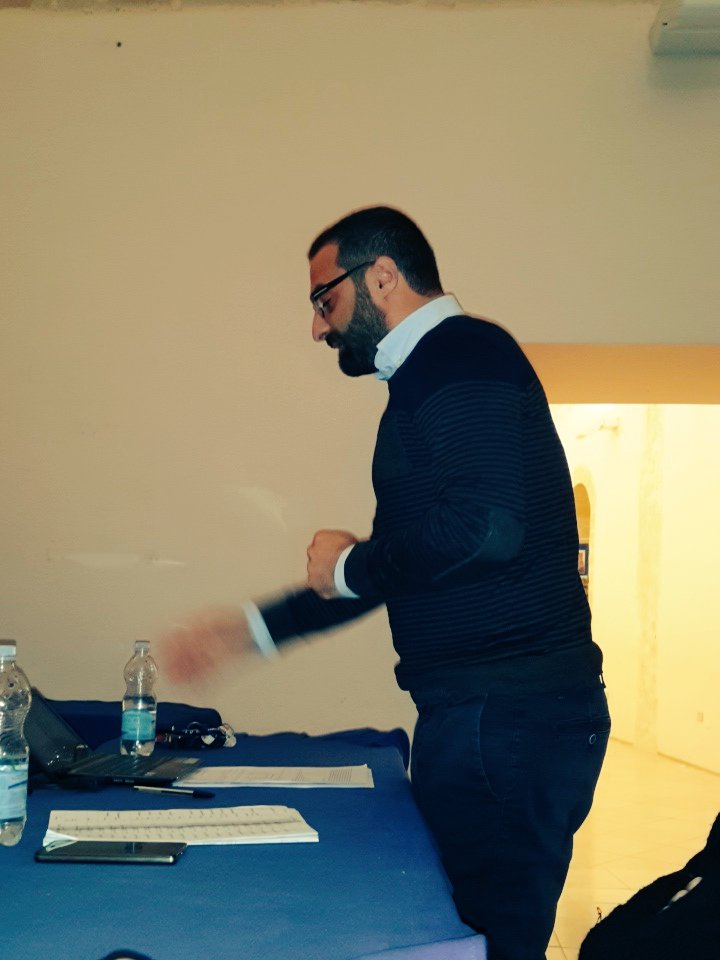 ProLocoPulsano's tweet photo. Il Presidente F. Vergallo illustra tutte le attività svolte dall'associazione nel 2015 https://t.co/65h2K9O30L