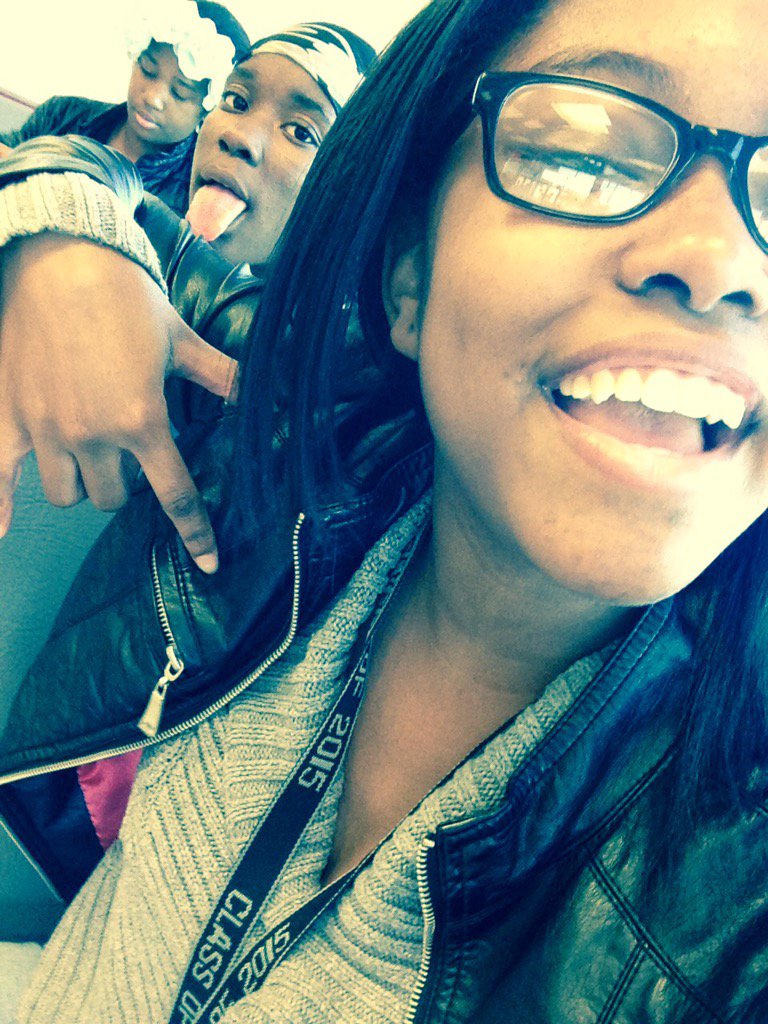 shaniagarmon's tweet photo. Favorite Pic❤️🤗 https://t.co/3VgLgS6dvB