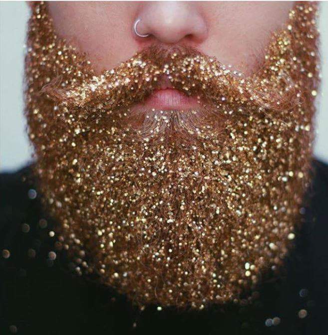 bearddate's tweet photo. Dont be alone this Christmas join https://t.co/epXiFEmJfW to find beard lovers. #datingsite #bearded #findlove https://t.co/1oJn1URt79