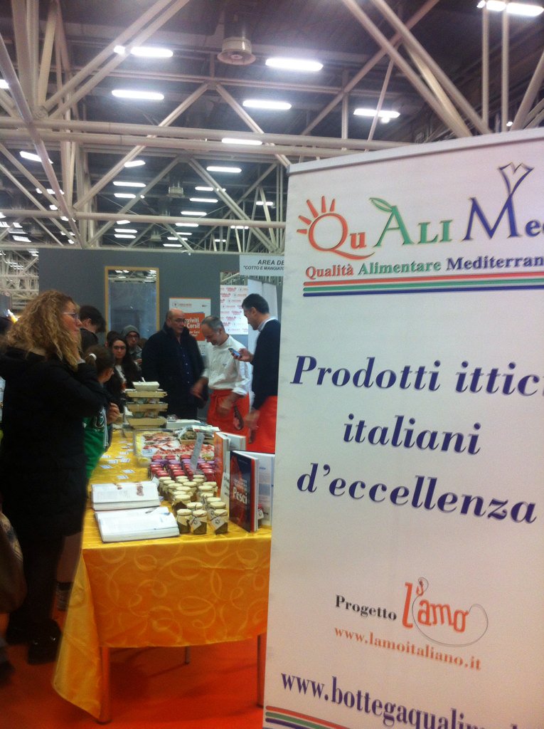 lamo_italiano's tweet photo. Al @FoodPastryFair con #Qualimed e @marcello_leoni e i #gamberi rossi di Mazara https://t.co/WFQTH2half