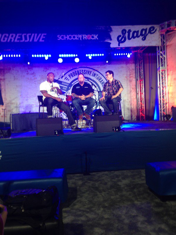 TylerColtMusic's tweet photo. Guitars ck, tea for the finely tuned pipes ck ck, Ready to Rock, hope ur here cuz it's showtime! #ProgressiveStage https://t.co/ZGTWVlzLiB