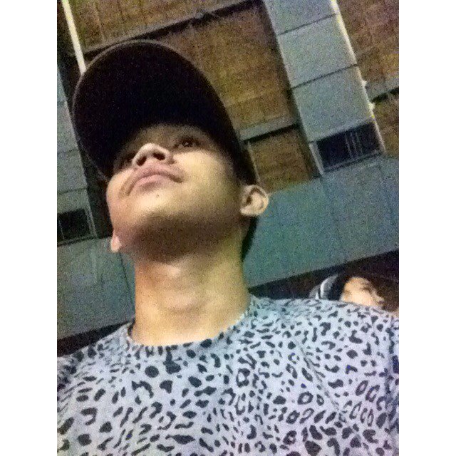 ManKams's tweet photo. "Kasalanan ko n nmn kung bakit talo" Face ππ #NU #BulldogFormula #StrongerTogether https://t.co/DTzSHUZzA0