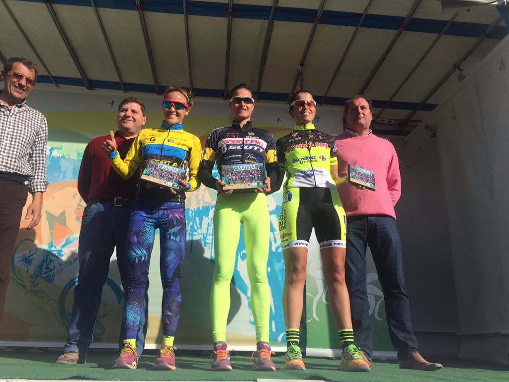MudenitaR's tweet photo. @mralecastri gracias @Tomykanina @kaninabikes enhorabuena #aprenderéapedalear https://t.co/mRePr1QeFM