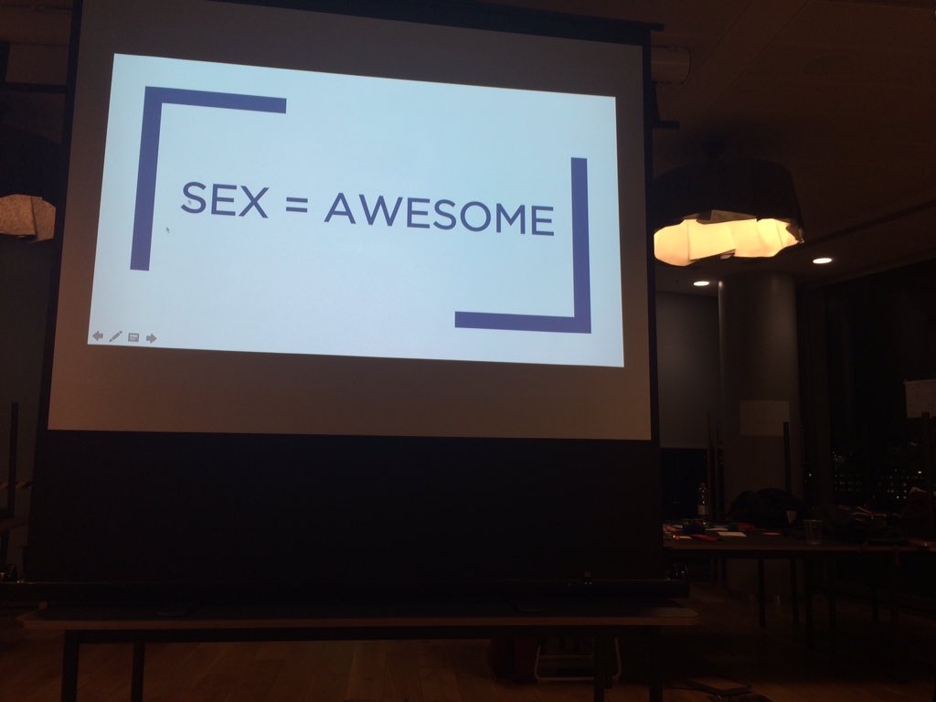 ccalmeja's tweet photo. Sex is awesome #swlondon #GSB2015 preventing STD in the @tinder world https://t.co/gp0B4y6o2H