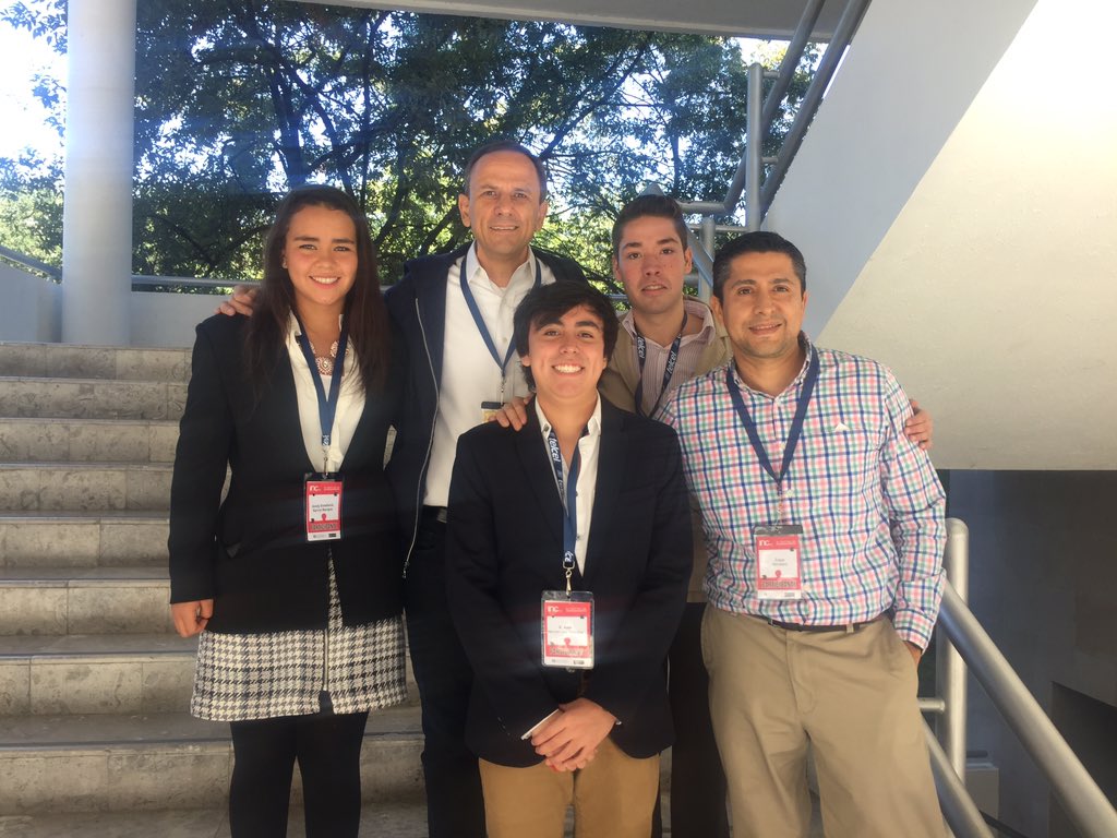 edgarmontalvo76's tweet photo. @INCmty: Dr. Daniel Mosca, Vicerrector de Emprendimiento y @edgarmontalvo76 , con borreg@s del @Tecmtymorelia https://t.co/PqQBylvoP7