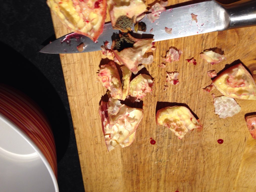 LisaDipalma's tweet photo. @Tesco unhappy I have a dinner party and ordered online last night for delivery today opened pomegranates and r off? https://t.co/jf8gwvESLF