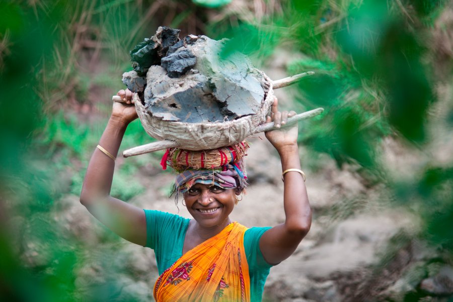 #QnA: How WFP helps the most food-insecure women, children &amp; men build #resilience? wfp.org/climate-change… #COP21