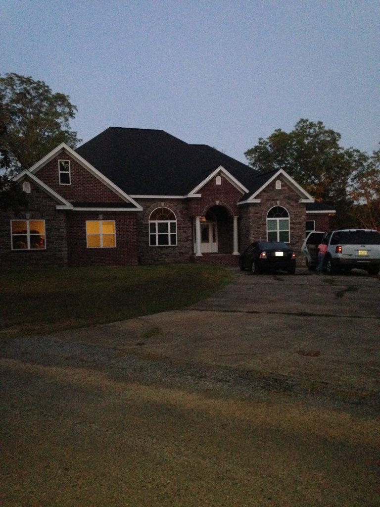 devontazious's tweet image. 