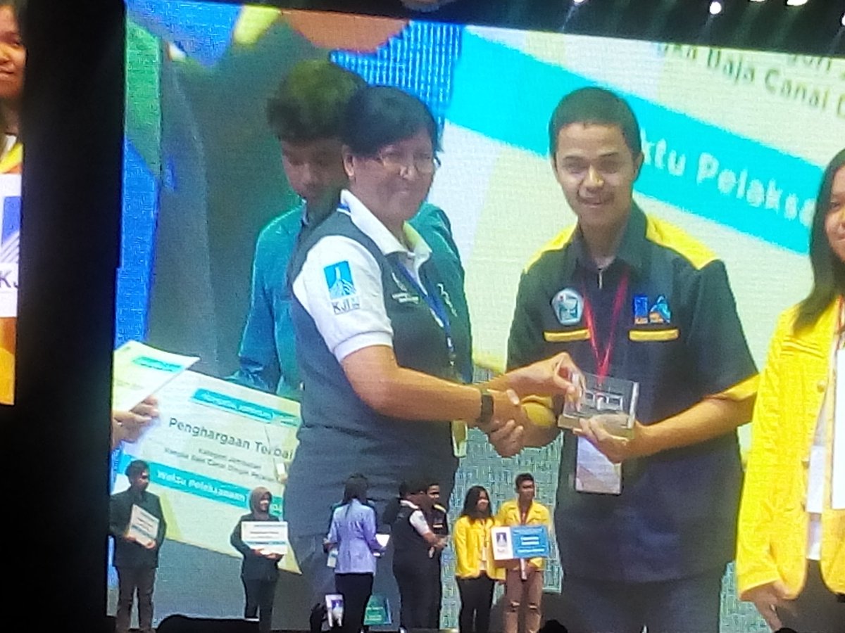 HMS_PNJ's tweet photo. Selamat Calora Cold Formed Team 

#SIPILBISA https://t.co/MAkbKeeYEi