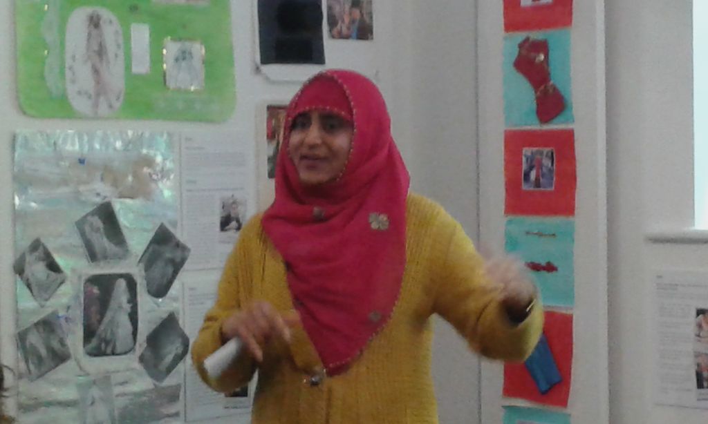 DevonGrapevine's tweet image. Musarat talking about #changingfashion at our private view. @PrincessHamira  Missing you @Clive_Chilvers