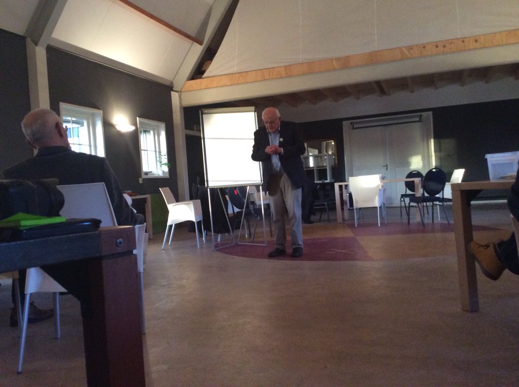 klomp_p's tweet photo. Wat een leuke en mooie initiatieven bij de eerste #greide sessie #Lwd2018 in NoordOost Fryslan #Kollumerpomp https://t.co/llqrRcEfQp