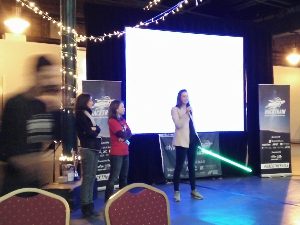 SammyLiHk's tweet image. #hacktherails #GWRHackTrain  judges showing off their force power. Announcing the winners.