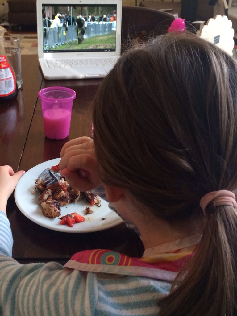 LittleMabelD's tweet photo. Can't tell a lie, not disappointed about the cancellation of #MelasCX 
My French toast chef is home. And we have CX. https://t.co/NGzQXZJFee