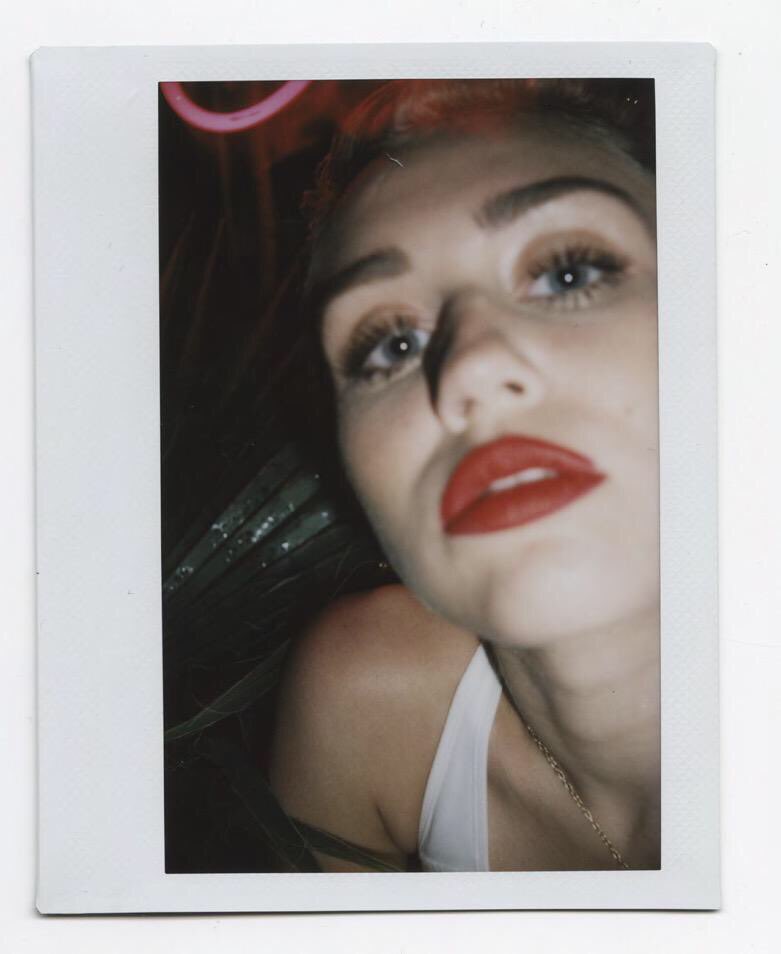 HAPPY BIRTHDAY                      Miley Cyrus  