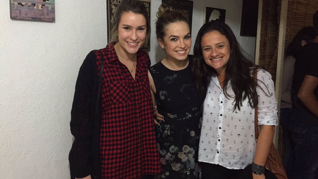 costantinimari's tweet photo. Com @Lua_Blanco depois da peça "Primeiro Sinal"! https://t.co/o281oQFVop