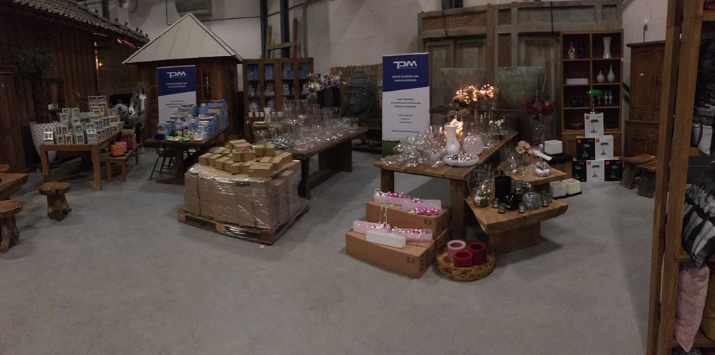 TradePointMink's tweet photo. Aanstaande maandag/dinsdag huisshow bij J&amp;E meubelen. TPM is er klaar voor! https://t.co/oXvcZrNA71