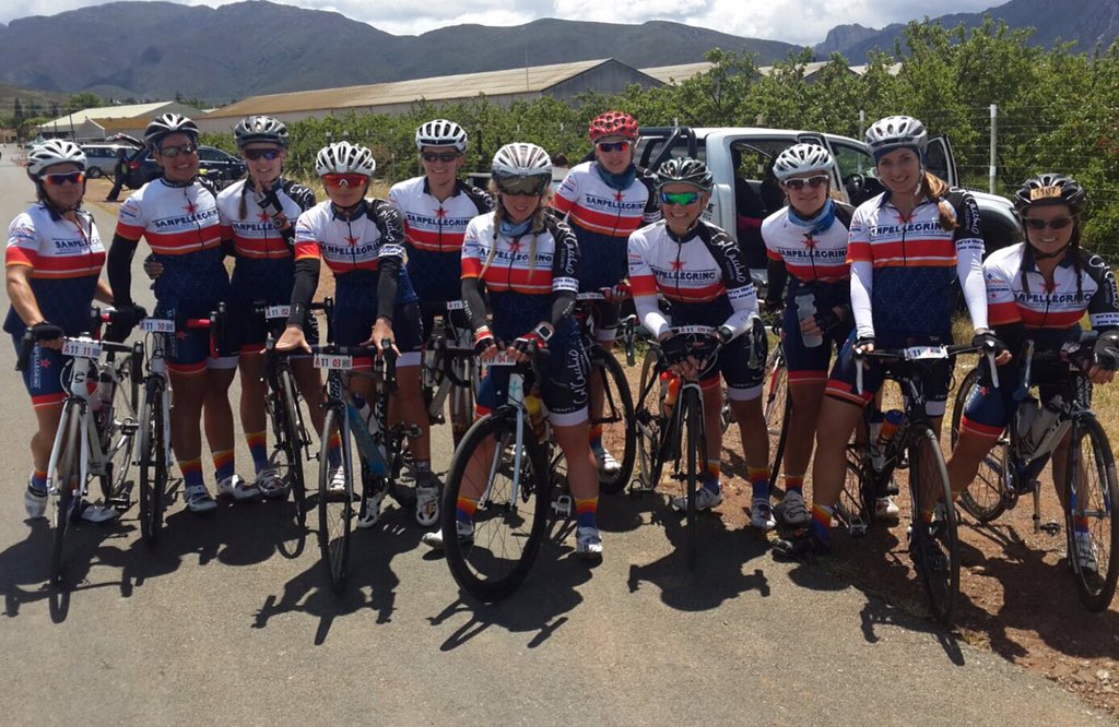 kirstenhopwood's tweet photo. Despite the weather conditions, another @TheCoronationDC in the bag with @colsanpeldc #cdc2015 https://t.co/M2am8NNCtd