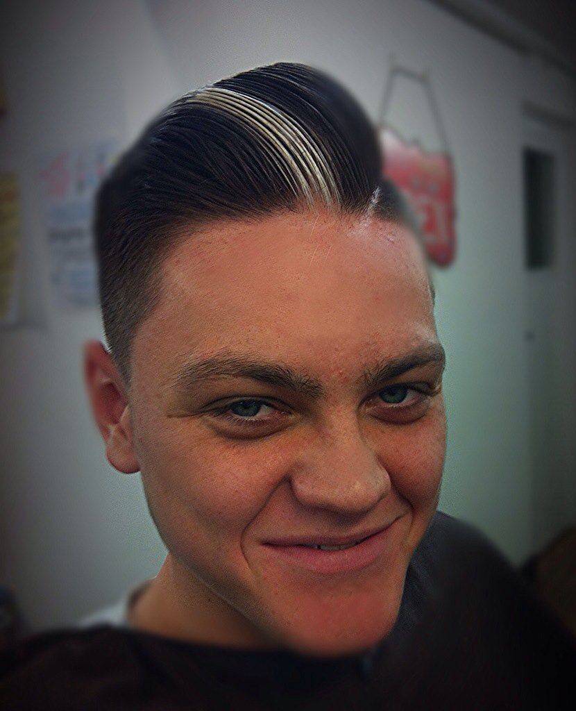 mattythebarber's tweet photo. #micksbarbers #baldock #ProBarberT #TeamAndis #TMB #Muk #BritishMasterBarbers #TheGreatBritishBarberBash #BarberLife https://t.co/JF1YNZu30x