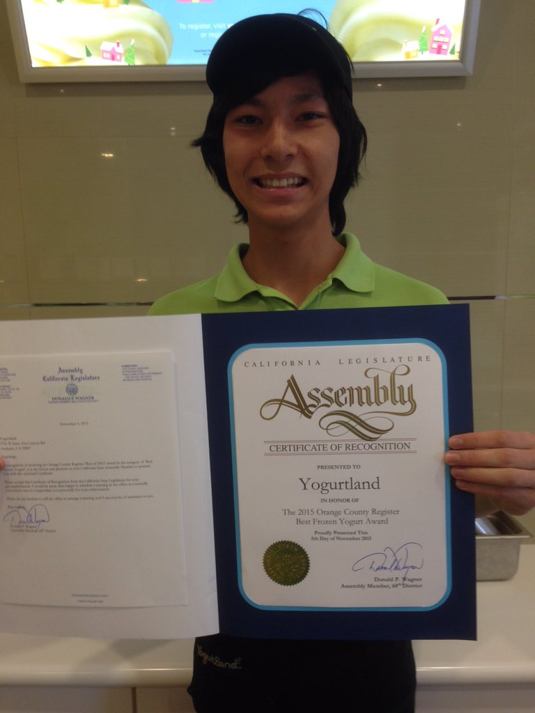 YL Anaheim Hills (RealYogurtland) Twitter