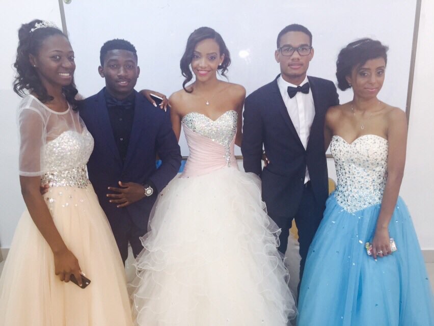 miss_sousa_'s tweet photo. Prom❤️🍾🎓 #CEF2015 https://t.co/G5UIpIIrzT
