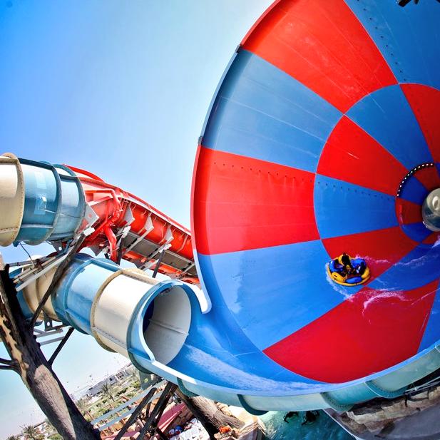 Namritha_'s tweet image. One of the best days I spent in #Abudhabu . Snakes why? Rides @yaswaterworld Slithers slides🐉 #travel