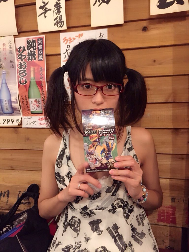 叶恵まそら On Twitter 私服厳しかったからツインテール自毛編 年々なんとなく幼くなるあるある現象が起きてる 願望でしょおか いい ツインテールの日 ツインテールの日 日本ツインテール協会 いいツインテールの日なのでツインテールの画像を貼る Https T Co