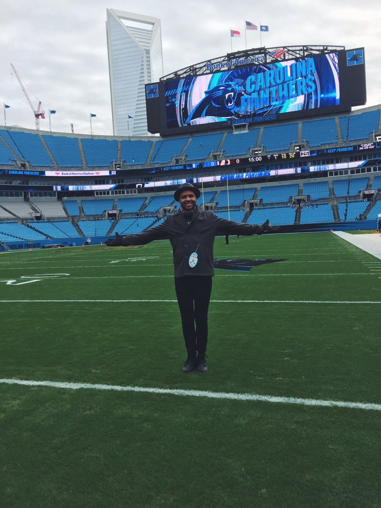 RayvonOwen's tweet photo. Chilly soundcheck for the anthem. Burrrr. @Panthers https://t.co/KIm2PrUmeu